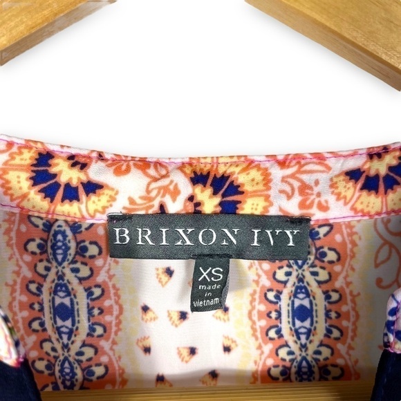 4 for $20 SALE! Brixton Ivy Stitch Fix Bixby Clover Popover Top, Bright Pink, XS - Picture 5 of 10